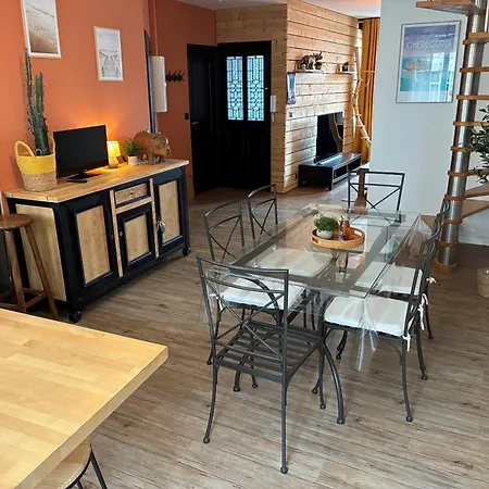 Center - Fiber - Pro & Logistics Apartment