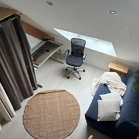 Center - Fiber - Pro & Logistics Apartment *